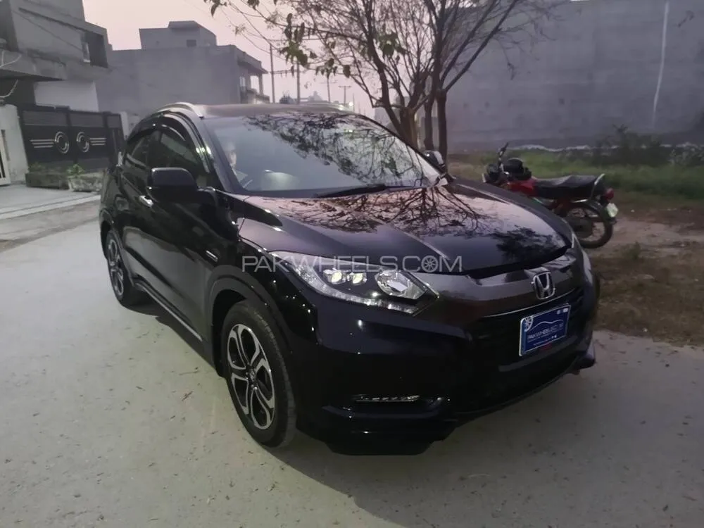 Honda Vezel 2017 for sale in Lahore