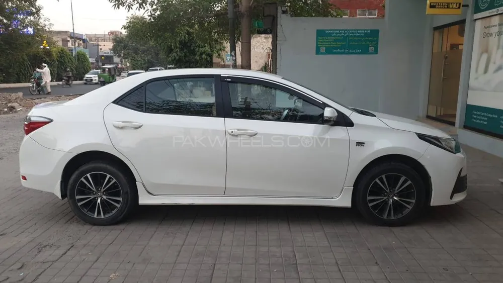 Toyota Corolla Altis Automatic 1.6 2018 for sale in Lahore | PakWheels