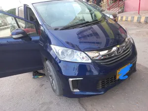 Honda Freed Hybrid EX 2015 for Sale