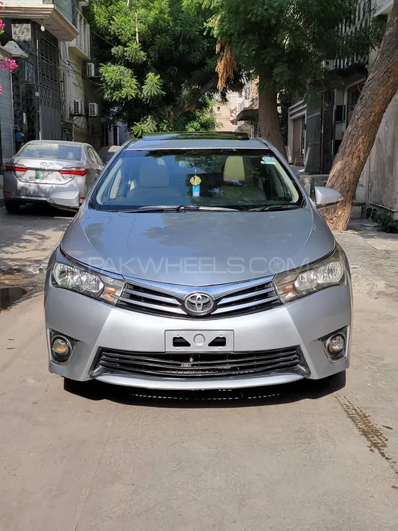 Toyota Corolla Altis Grande CVT-i 1.8 2016 for sale in Faisalabad ...