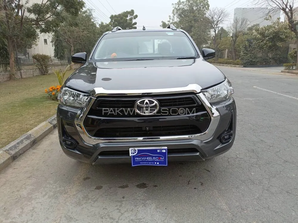 Toyota Hilux 2018 for Sale in Lahore Image-1