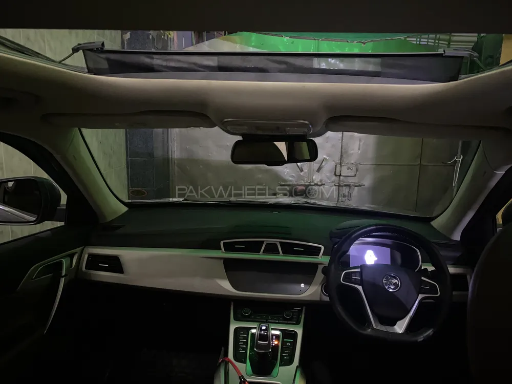 Proton X70 2021 for Sale in Lahore Proton X70 2021 for Sale in Lahore Image-8