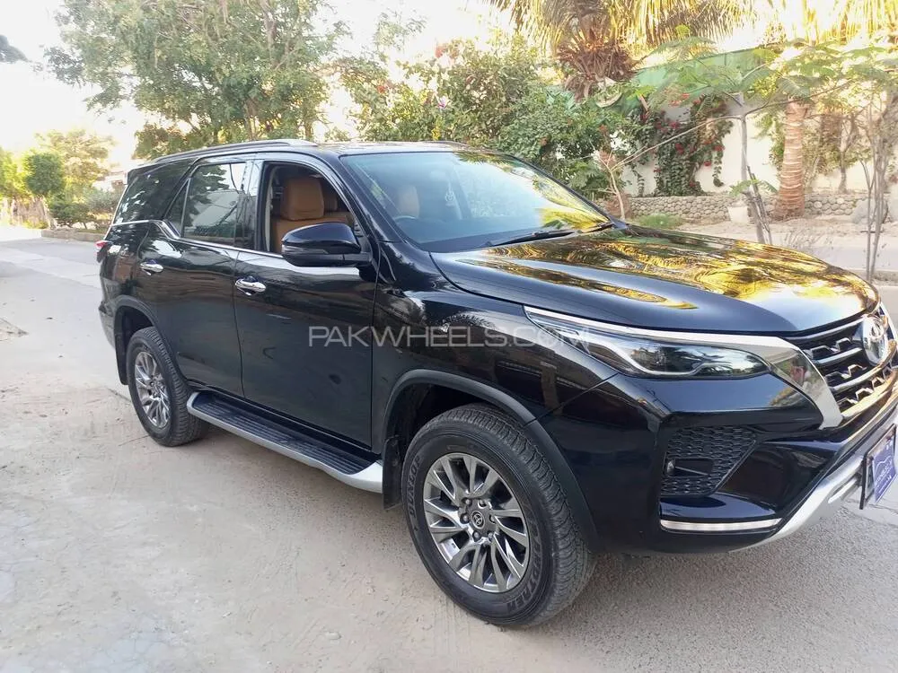 Toyota Fortuner 2021 for sale in Karachi