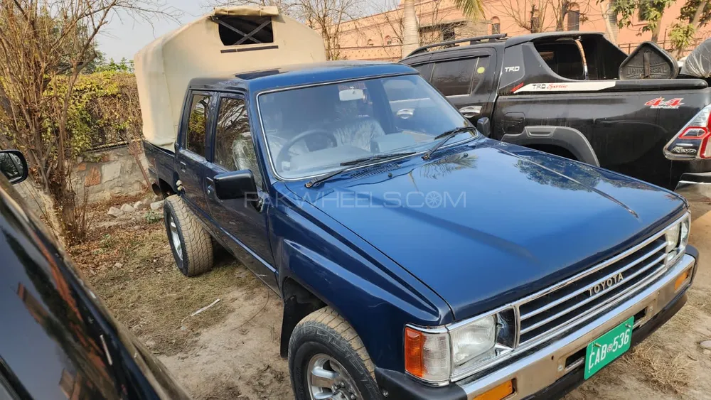 Toyota Hilux 1990 for sale in Peshawar