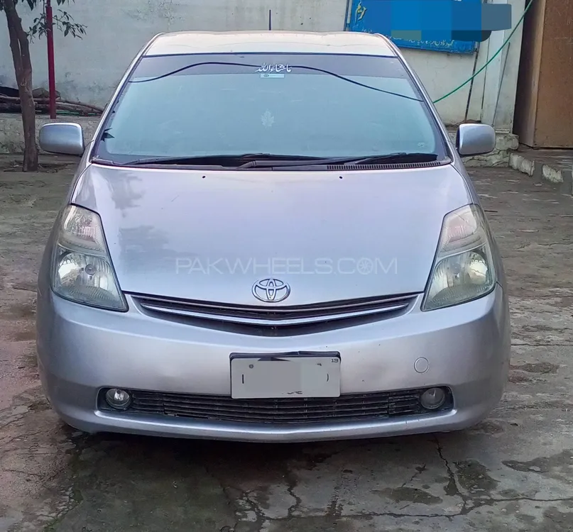 Toyota Prius 2007 for Sale in Mardan Image-1