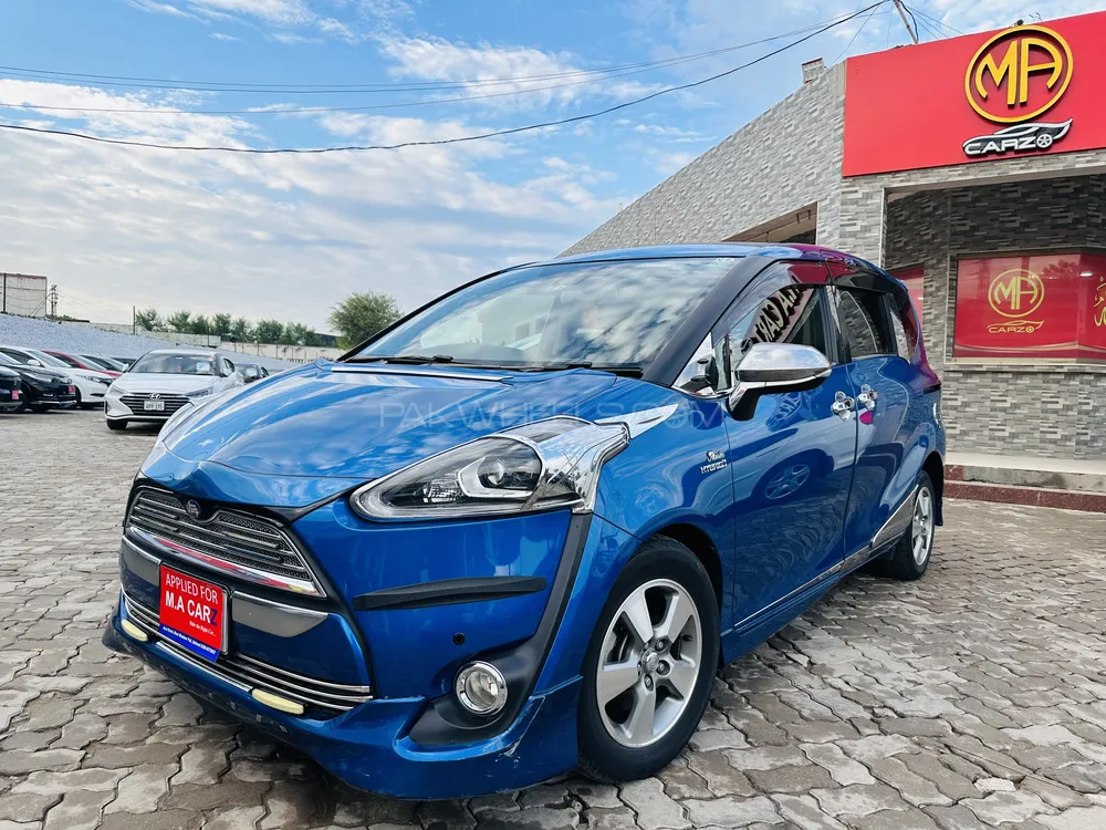 Toyota Sienta 2016 for sale in Karachi
