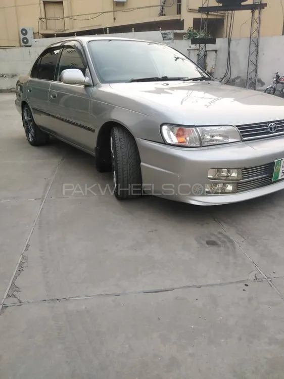 Toyota Corolla 2001 for sale in Lahore