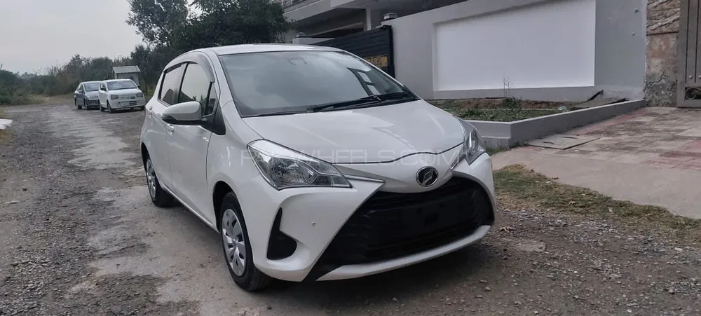 Toyota Vitz 2018 for sale in Abbottabad