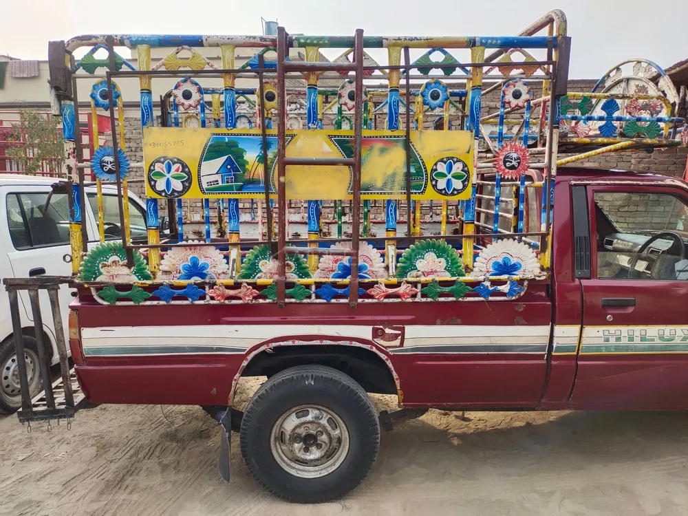 Toyota Hilux 1988 for sale in Ahmed Pur East
