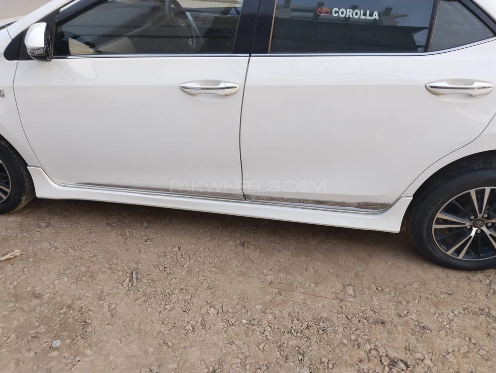Toyota Corolla 2015 for sale in Sahiwal