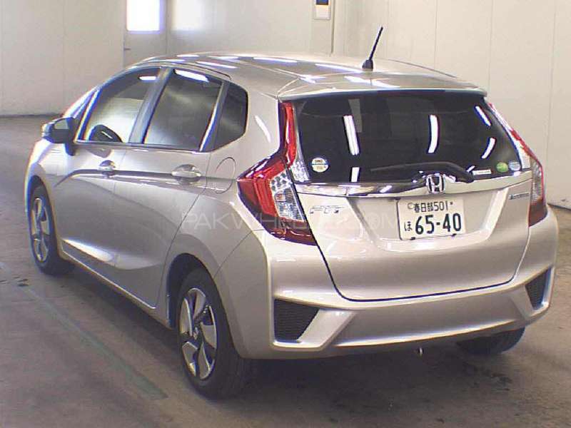 Honda Fit 2015 for Sale in Lahore Honda Fit 2015 for Sale in Lahore Image-9