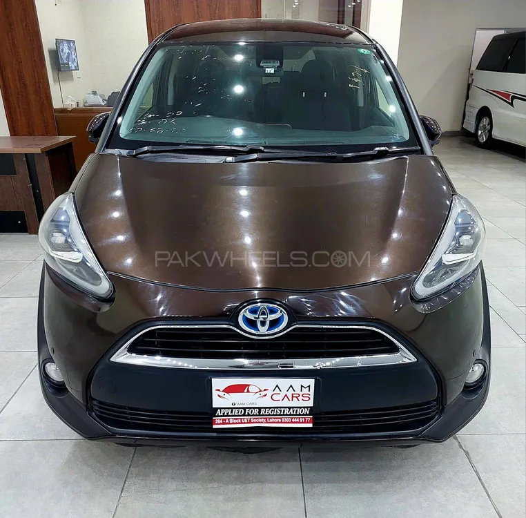 Toyota Sienta 2017 for sale in Lahore