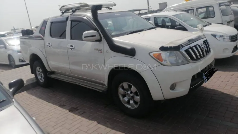 Toyota Hilux 2011 for sale in Gujrat