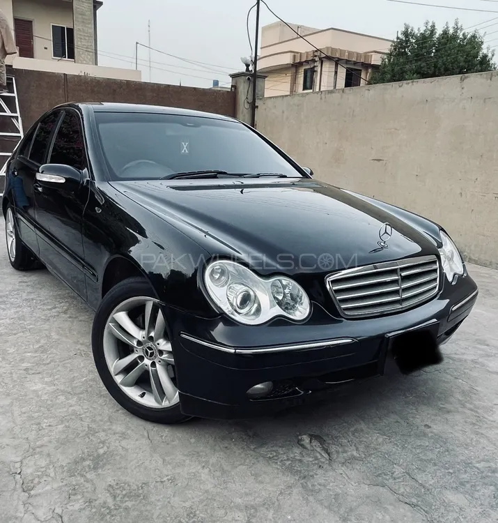 Mercedes Benz C Class 2004 for sale in Faisalabad