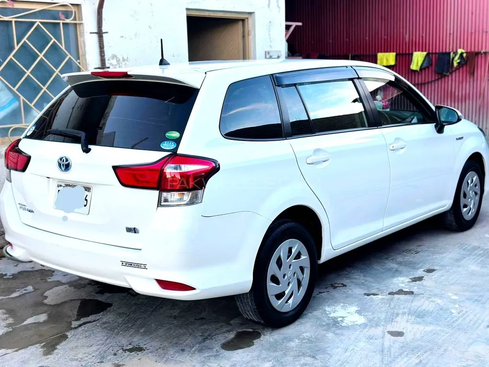 Toyota Corolla Fielder 2018 for sale in Quetta