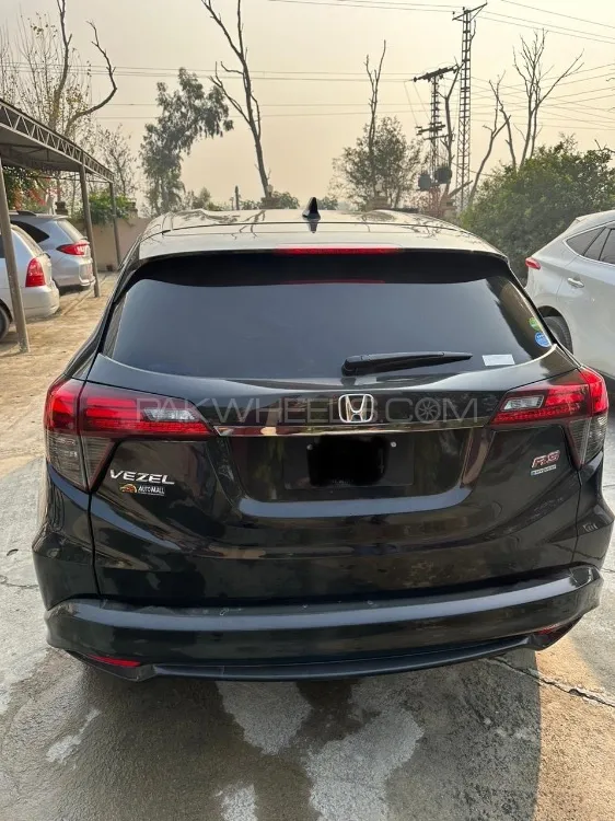 Honda Vezel 2018 for sale in Islamabad
