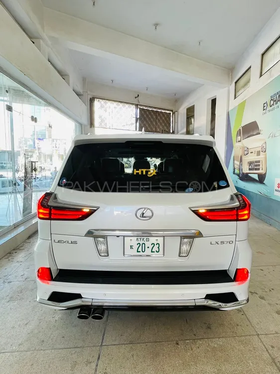 Lexus LX Series 2016 for sale in Quetta