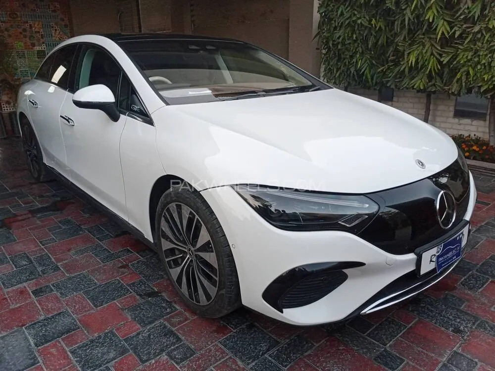 Mercedes Benz EQE 2022 for Sale in Lahore Image-1