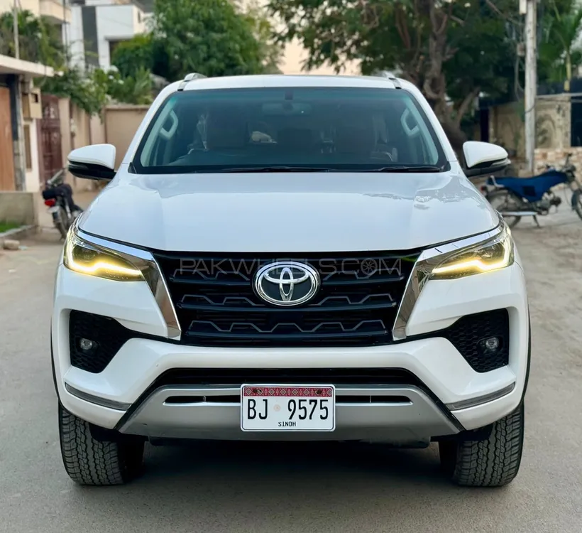 Toyota Fortuner 2021 for sale in Karachi