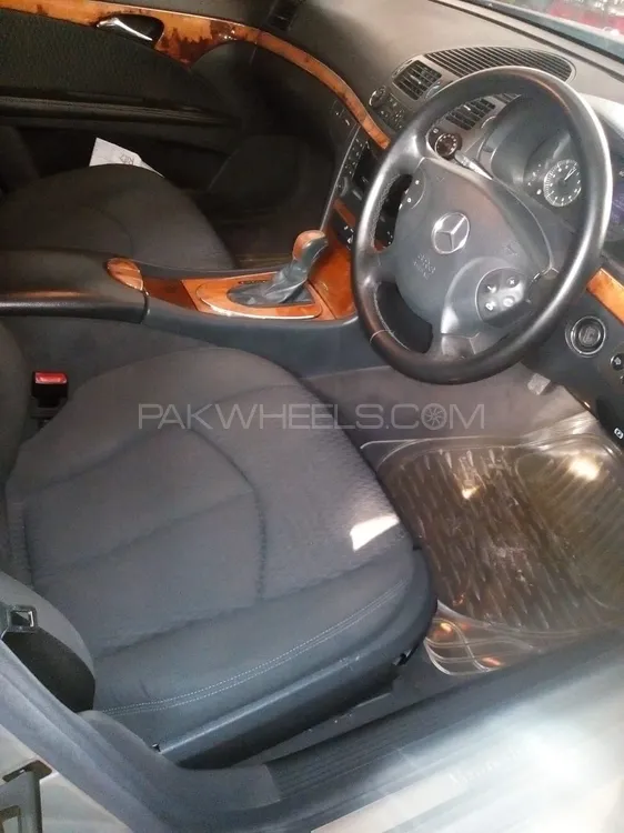 Mercedes Benz E Class 2004 for sale in Lahore