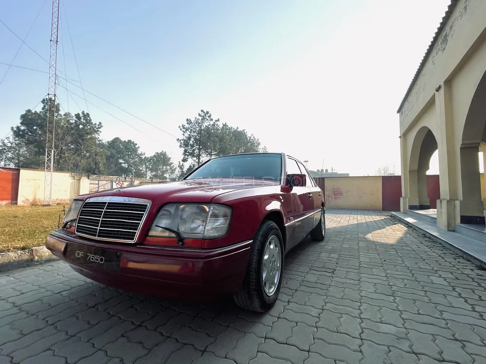 Mercedes Benz E Class 1990 for sale in Haripur