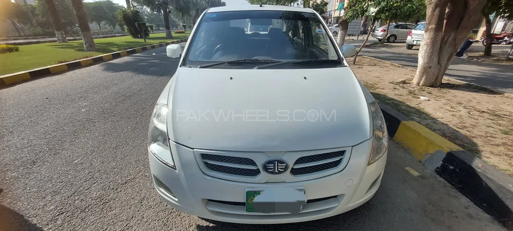FAW V2 2015 for sale in Lahore