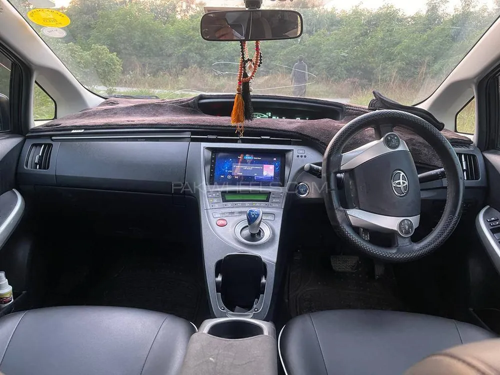 Toyota Prius 2015 for sale in Nowshera