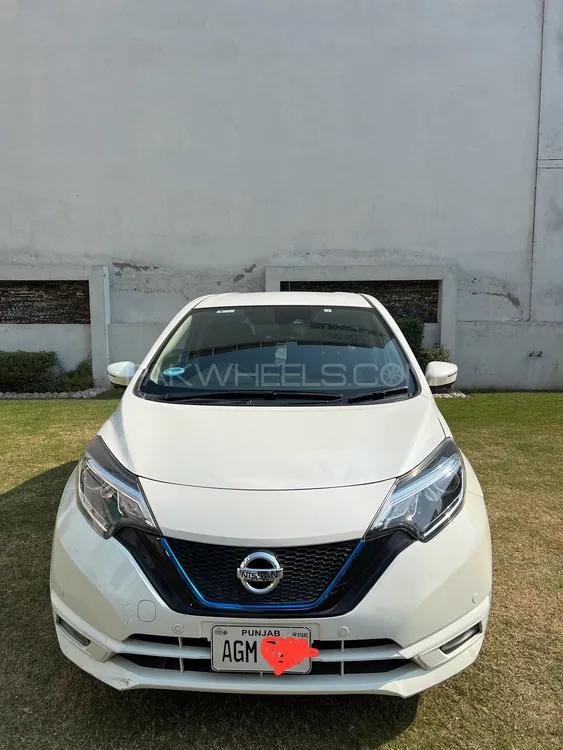 Nissan Note 2018 for Sale in Sialkot Image-1