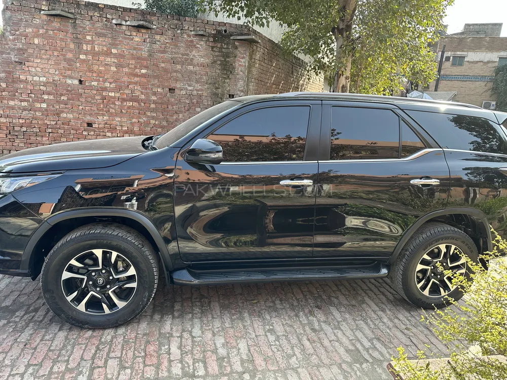 Toyota Fortuner 2020 for sale in Lahore