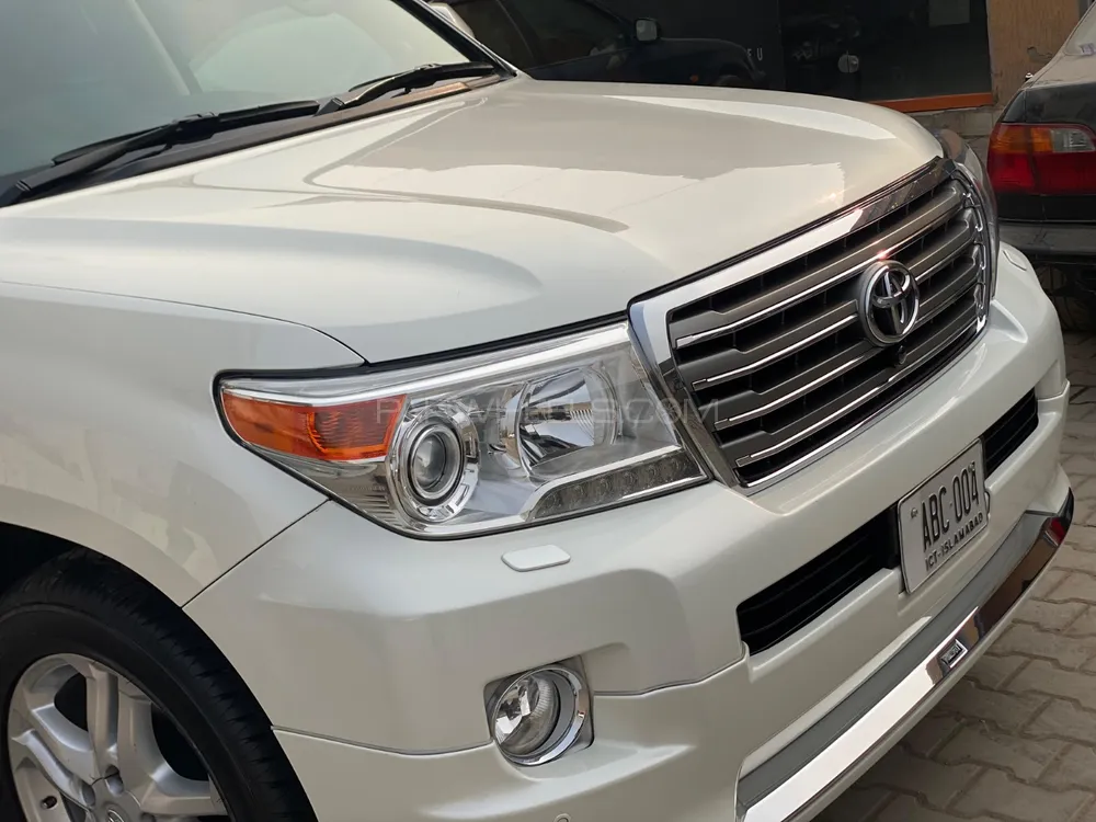 Toyota Land Cruiser 2011 for sale in Islamabad