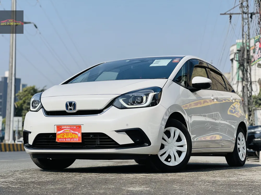 Honda Fit 2020 for Sale in Lahore Image-1