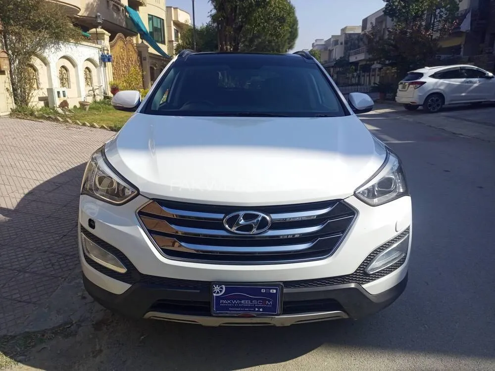 Hyundai Santa Fe 2015 for Sale in Islamabad Image-1