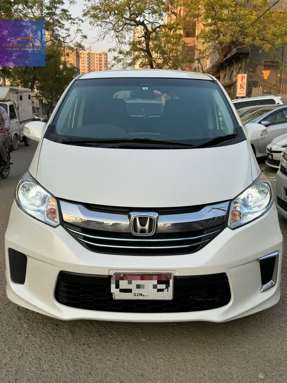 Honda Freed 2016 for Sale in Karachi Image-1