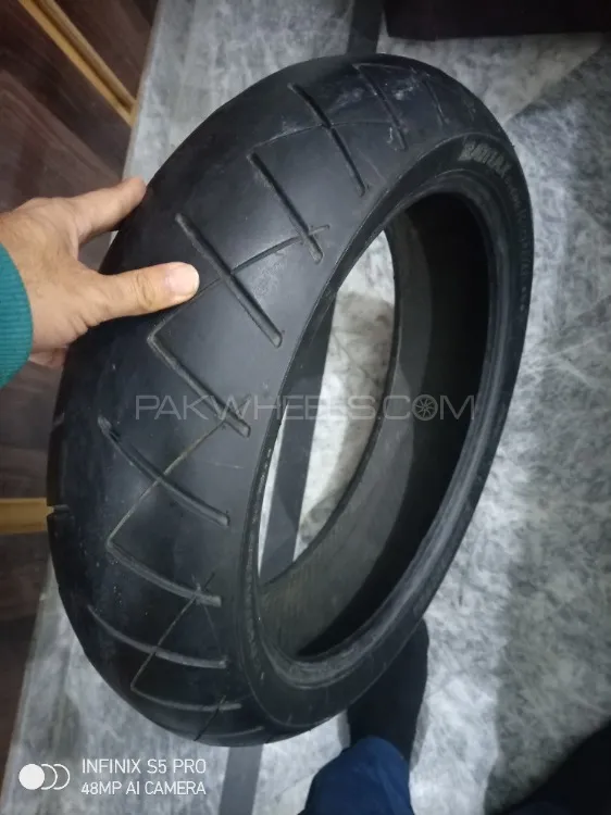 Rear tyre  Image-1
