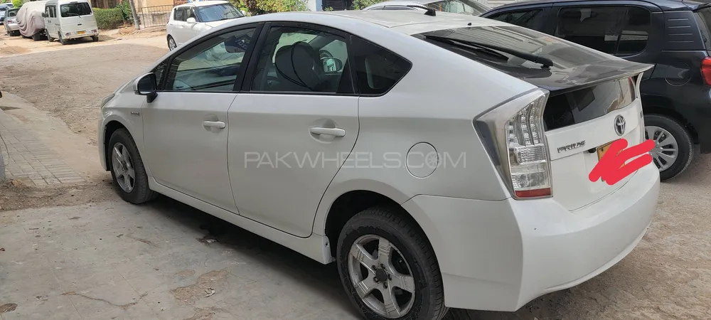 Toyota Prius 2009 for sale in Karachi