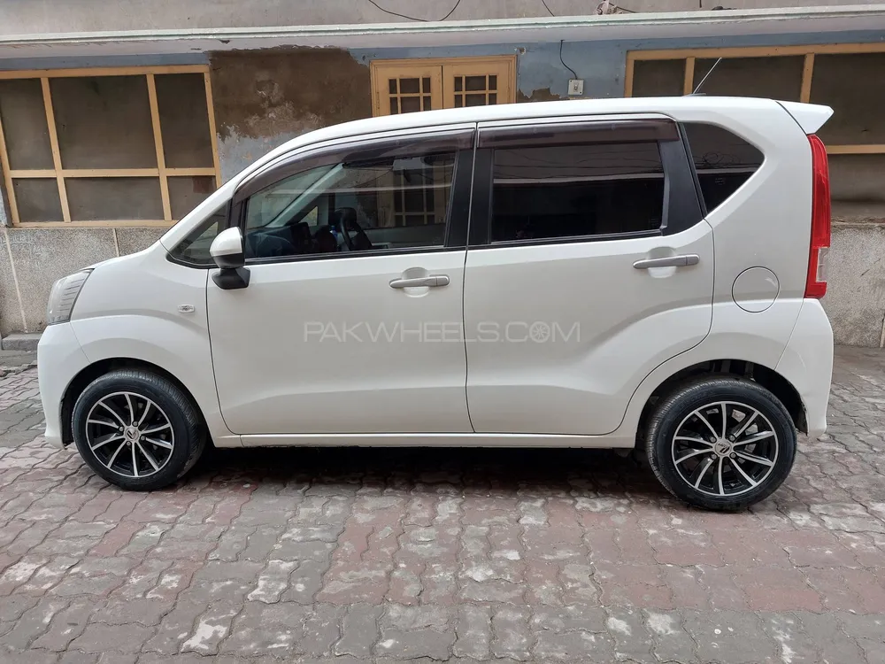 Daihatsu Move 2017 for sale in Sialkot