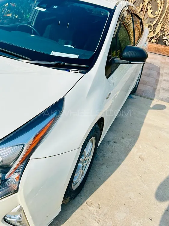 Toyota Prius 2016 for sale in Sialkot