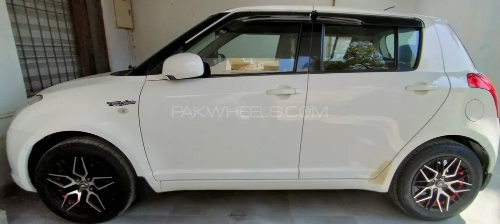 Suzuki Swift 2016 for sale in Karachi