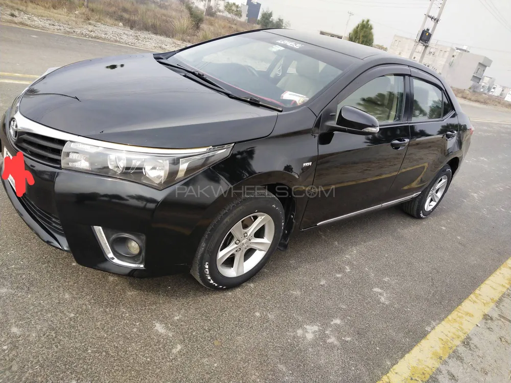 Toyota Corolla 2015 for sale in Attock