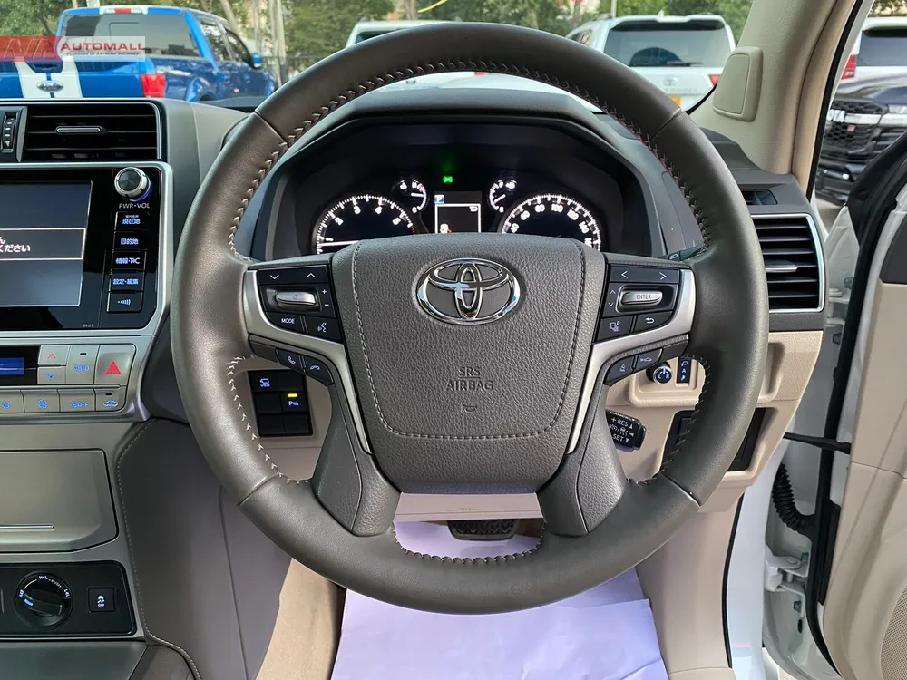 Toyota Prado 2018 for Sale in Karachi Toyota Prado 2018 for Sale in Karachi Image-13