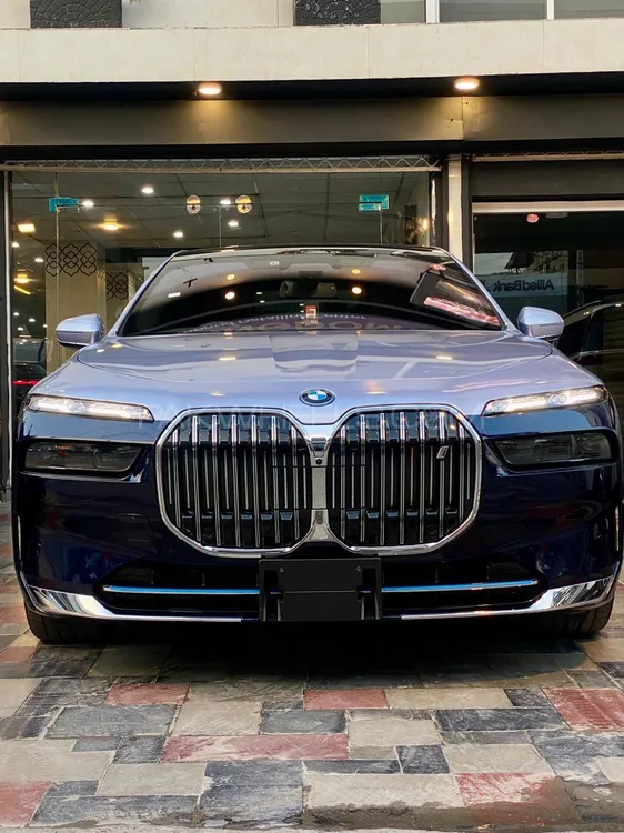 BMW 7 Series 2023 for Sale in Lahore Image-1