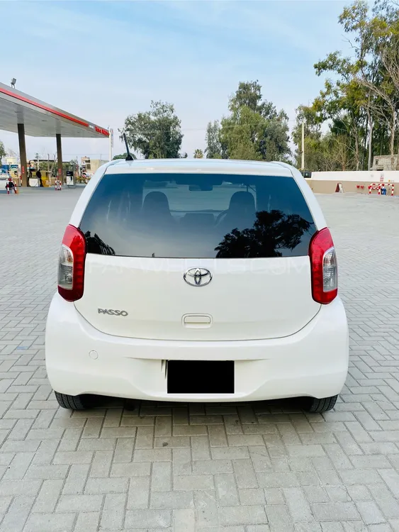 Toyota Passo 2015 for sale in Nowshera cantt