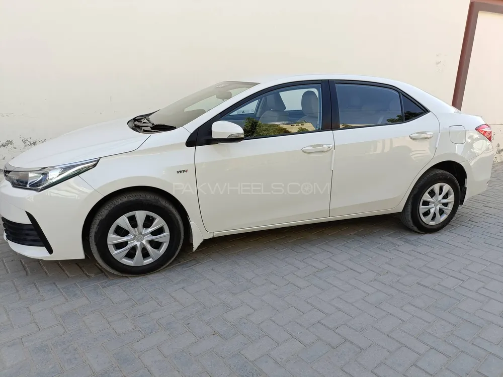 Toyota Corolla 2017 for sale in Layyah