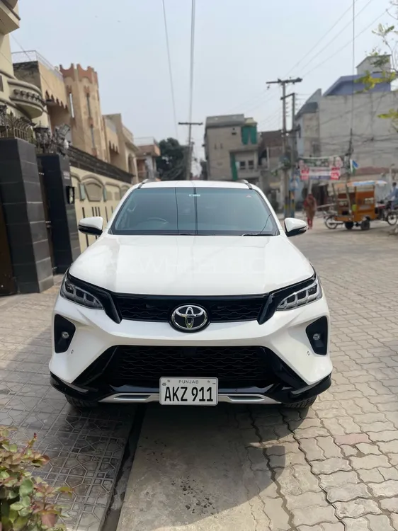 Toyota Fortuner 2022 for Sale in Sialkot Image-1