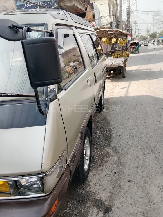Toyota Town Ace 1986 for sale in Lahore