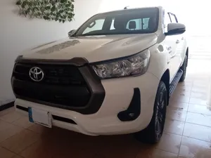 Toyota Hilux Revo G Automatic 2.8 2022 for Sale