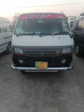 Toyota Hiace 2000 for Sale