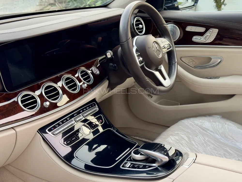 Mercedes Benz E Class 2021 for Sale in Lahore Image-1