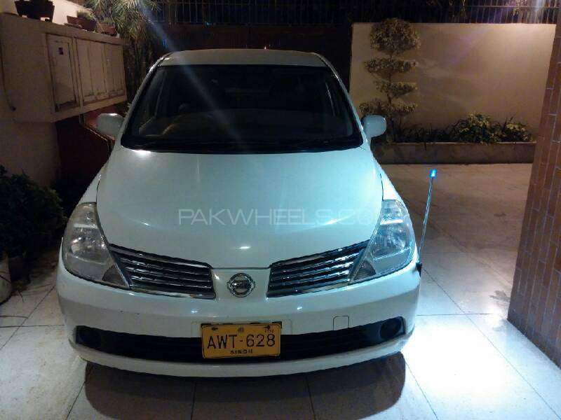 Nissan Tiida 2006 for Sale in Karachi Image-1