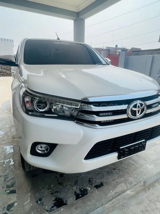 Toyota Hilux 2021 for sale in Peshawar